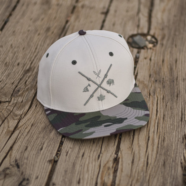 Unisex - Barb Wire Snapback - Camo / Cream
